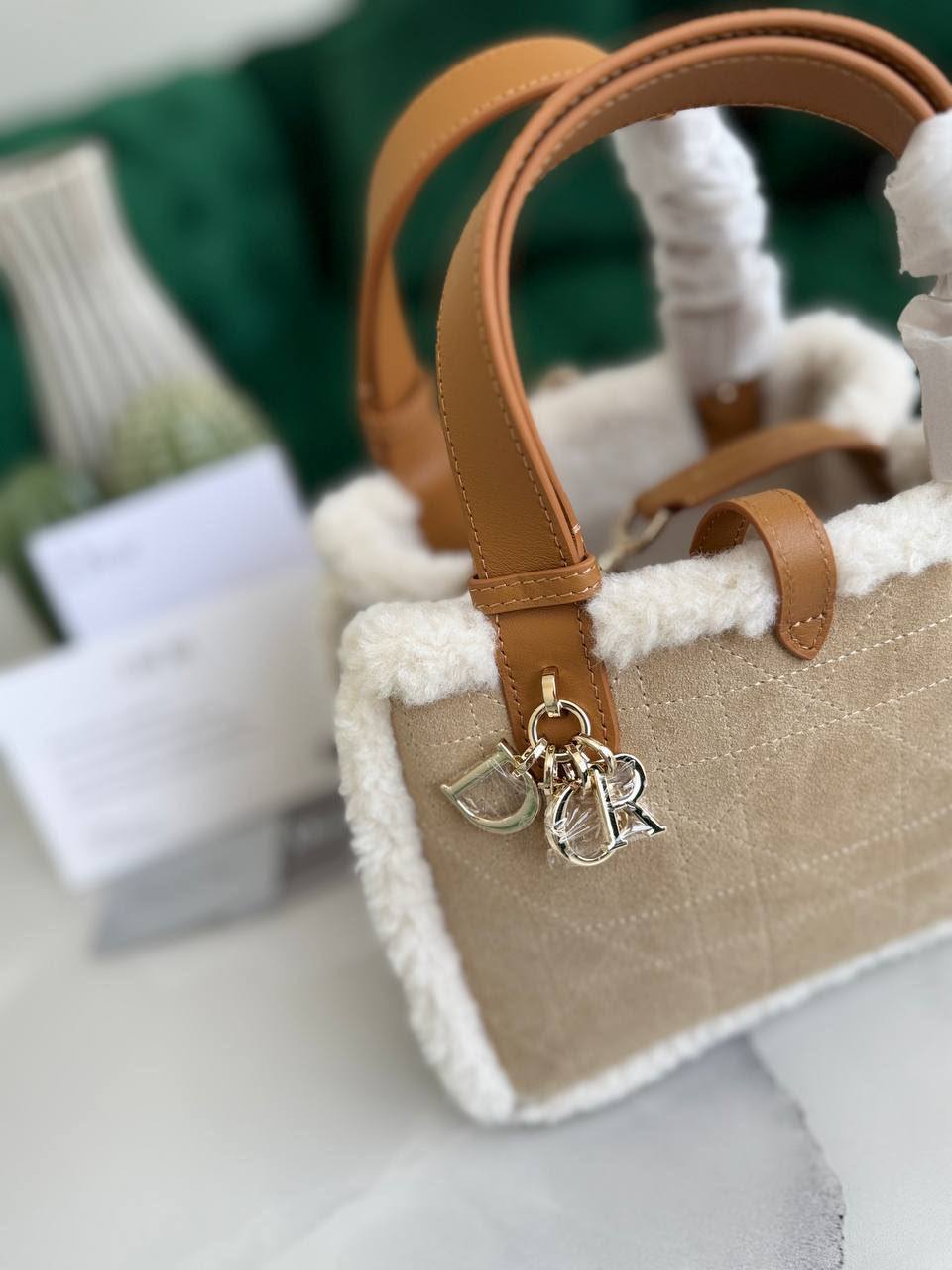 DIOR✨
Available original box 📦
With full packing 🎀🎀
Super high quality 💥💥
For Price 👇 WhatsApp✅
0568585901
0507557372
0552275751 Owner Zain 👌
Zain283
♥️♥️♥️
