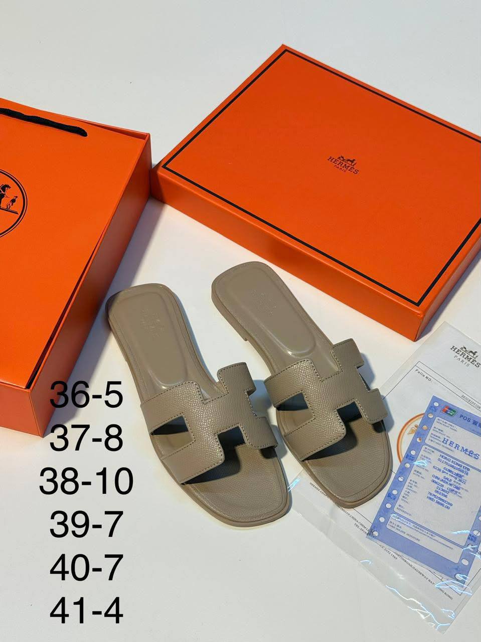HERMES SLIPPER
GOOD QUALITY👌
90 dhs💓
Zain40
♥️♥️♥️