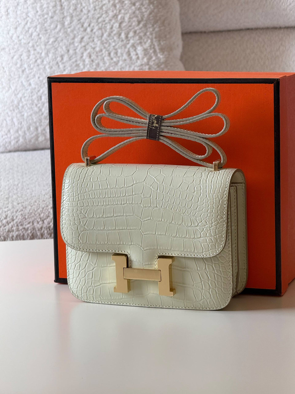 Hermes constance
18cm 💕
Master quality😍
with box❤️
340 dhs🇦🇪🇦🇪
Zain52
♥️♥️♥️