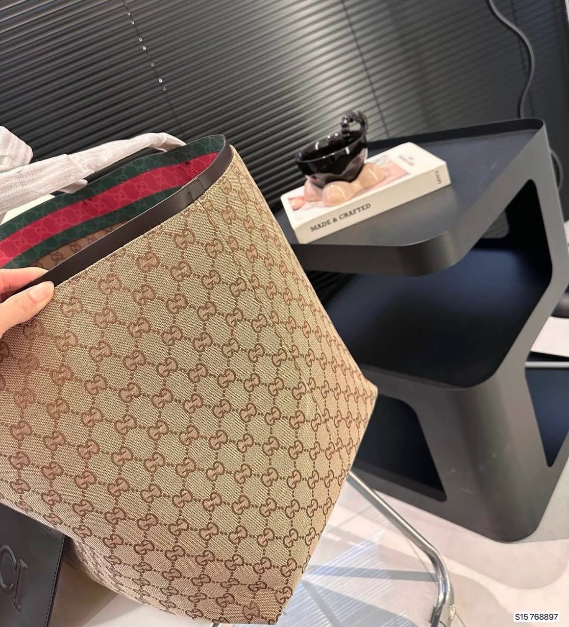 GUCCI NEW DESIGN HIGH QUALITY WITH POUCH
120 dhs🇦🇪🇦🇪
Zain295
♥️♥️♥️