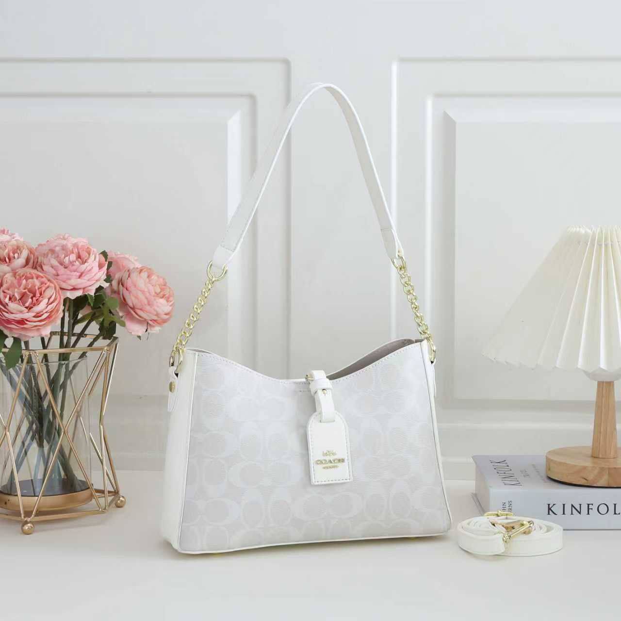 Coach
95 dhs✅
Zain253
♥️♥️♥️