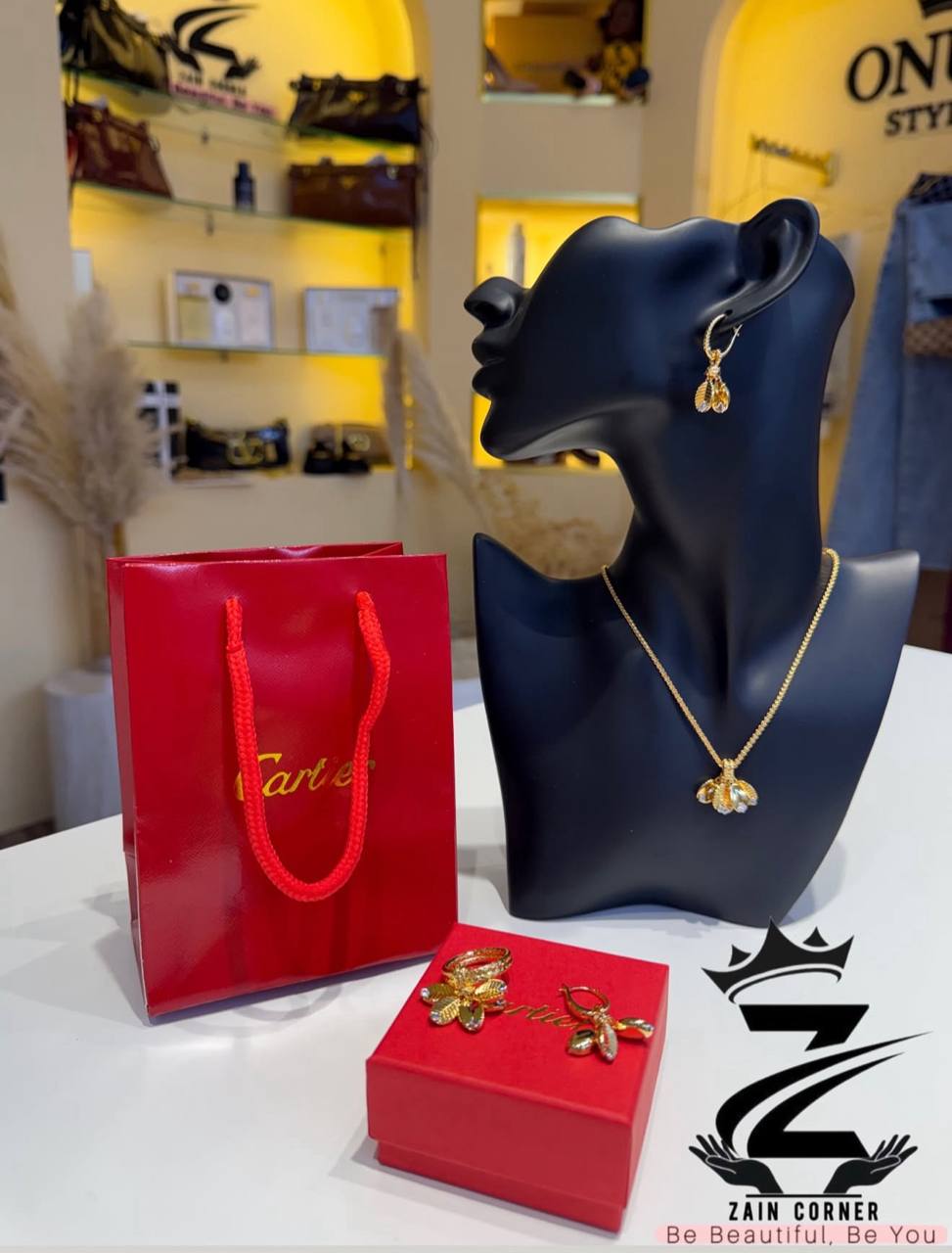 Cartier set
اطلبوها من الوتس المثبت في الأعلى👆🏻👆🏻
تواصلو معنا 👈🏻 Zain
For order WhatsApp pinned 👆🏻
♥️♥️♥️