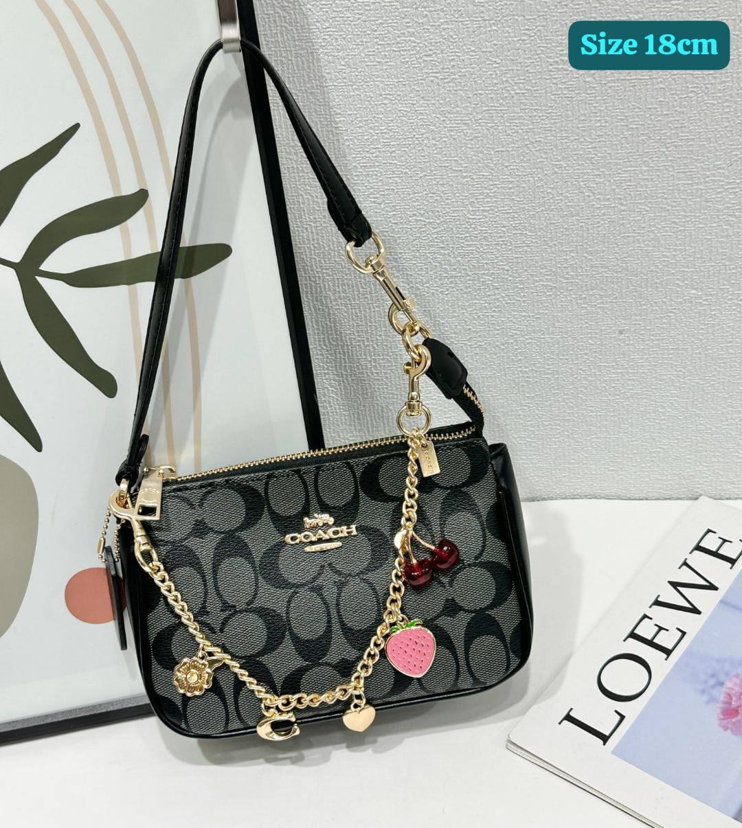 Caoch
Good quality
with box
95 dhs🇦🇪🇦🇪
Zain186
♥️♥️♥️