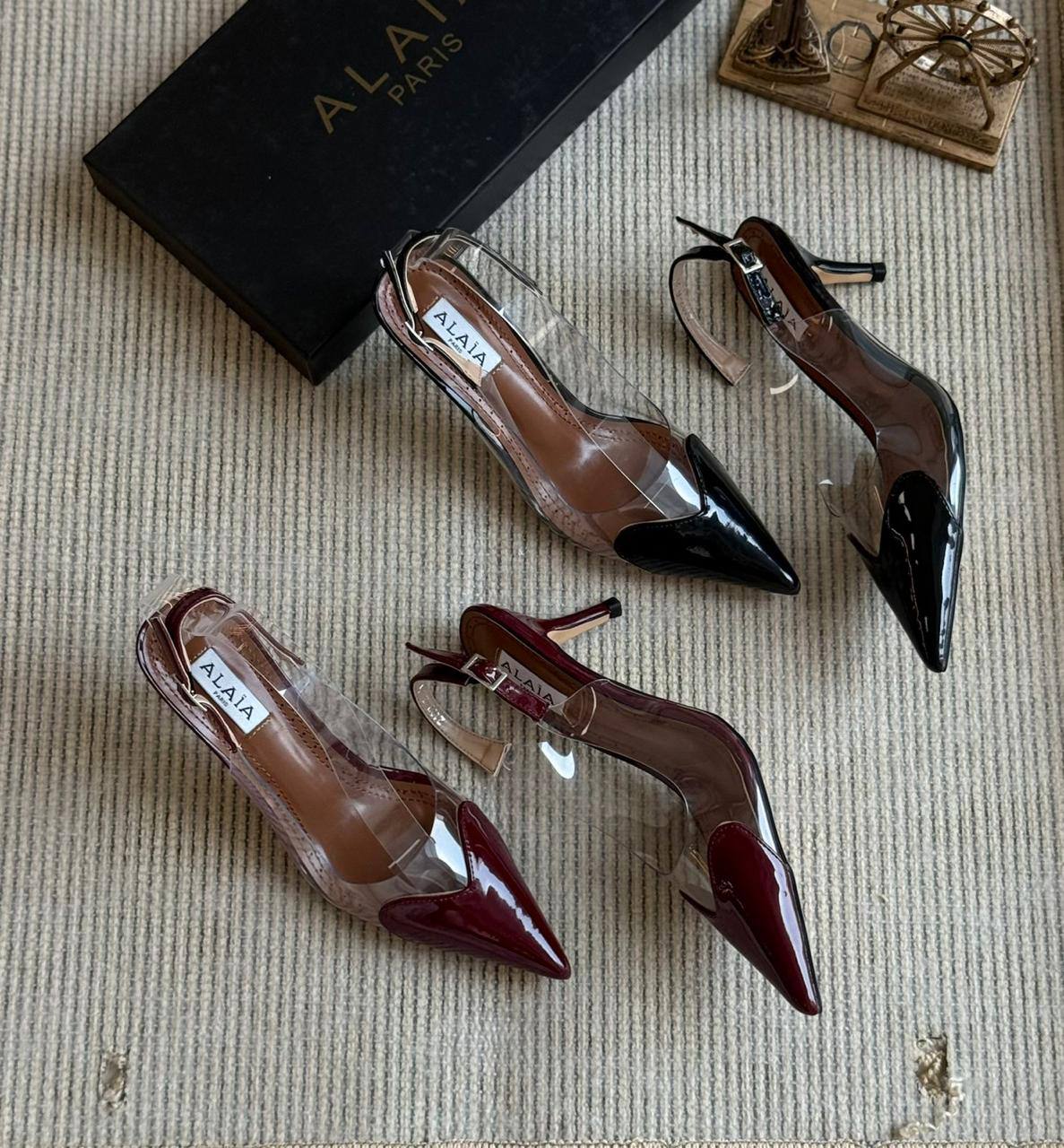 Alaia
100 dhs💓
Size 36. To. 41
Zain80
♥️♥️♥️