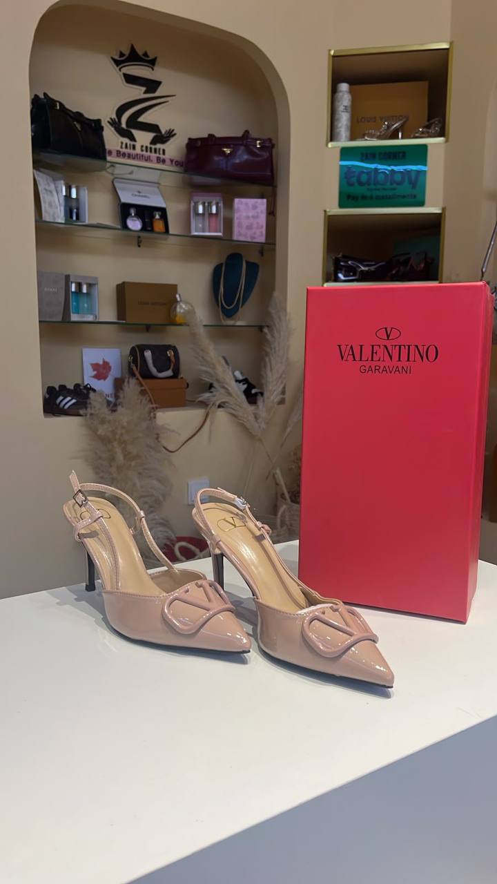 Valentino
110 dhs
Zain21
♥️♥️♥️