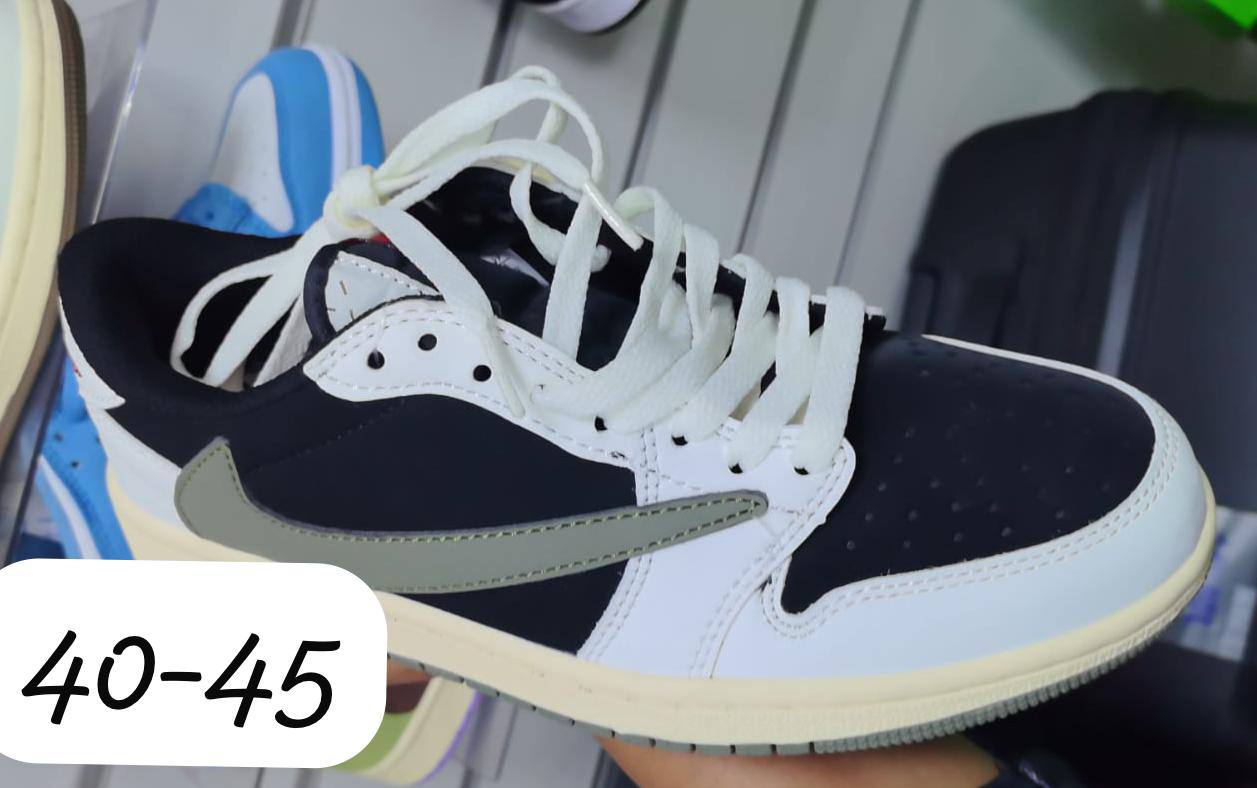 Nike
Good quality
120 dhs🌺
Zain138
♥️♥️♥️