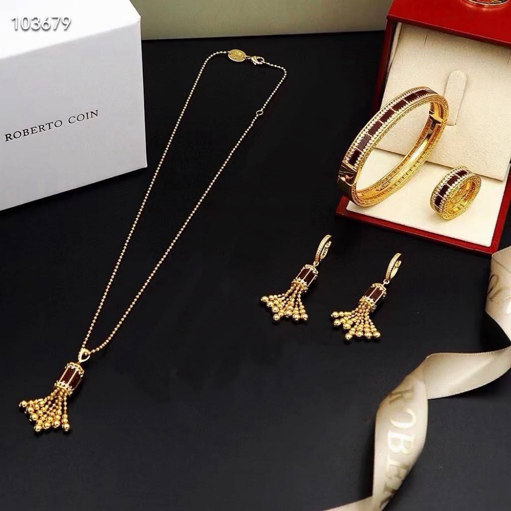 Roberto coin set
Necklace
Earrings
Bangle
Ring 💍
Master quality 🎊
305 dhs🇦🇪normal box 📦
Zain48
♥️♥️♥️