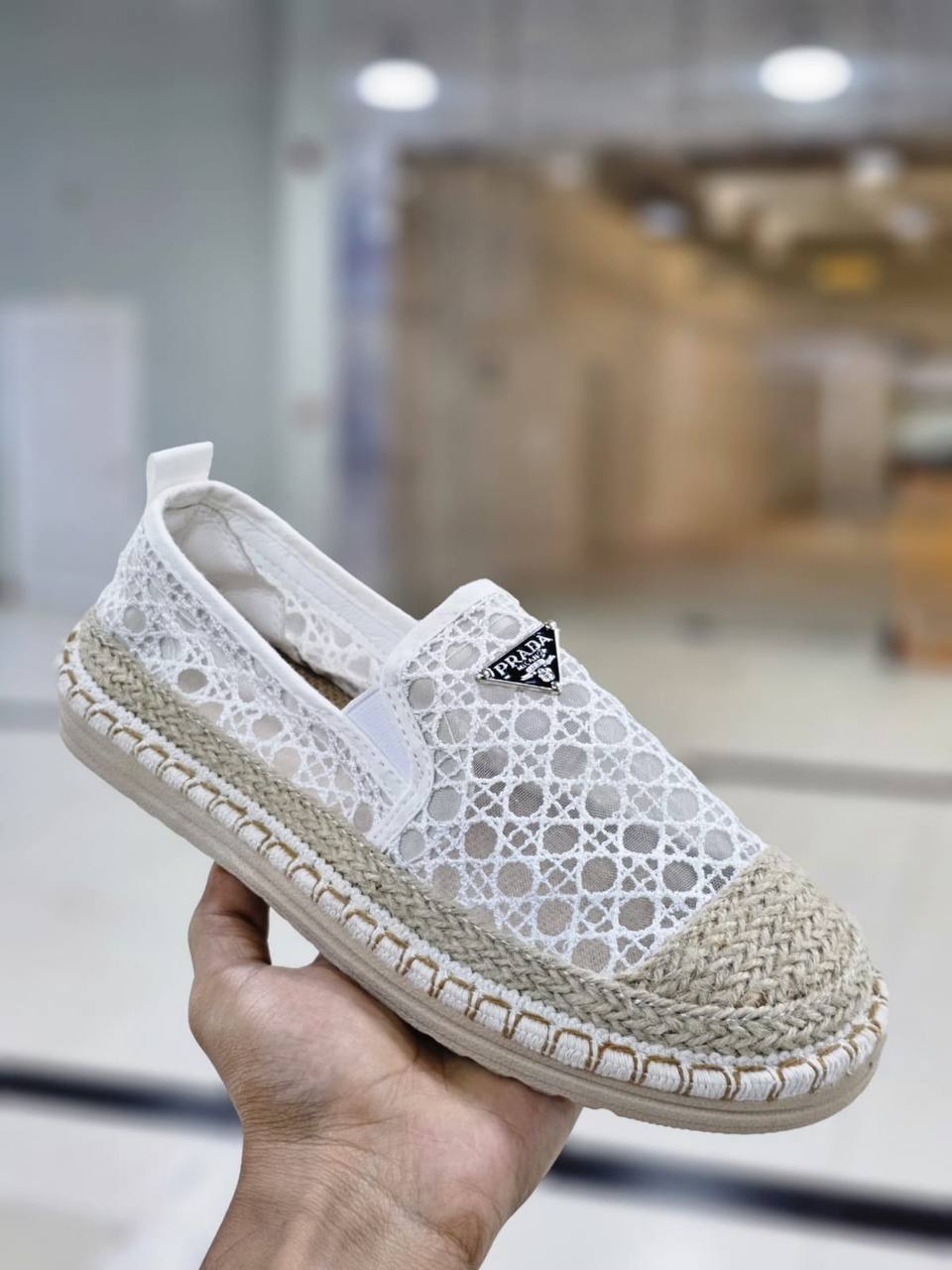 Prada
Size 36to40
65 dhs✅
Zain163
♥️♥️♥️