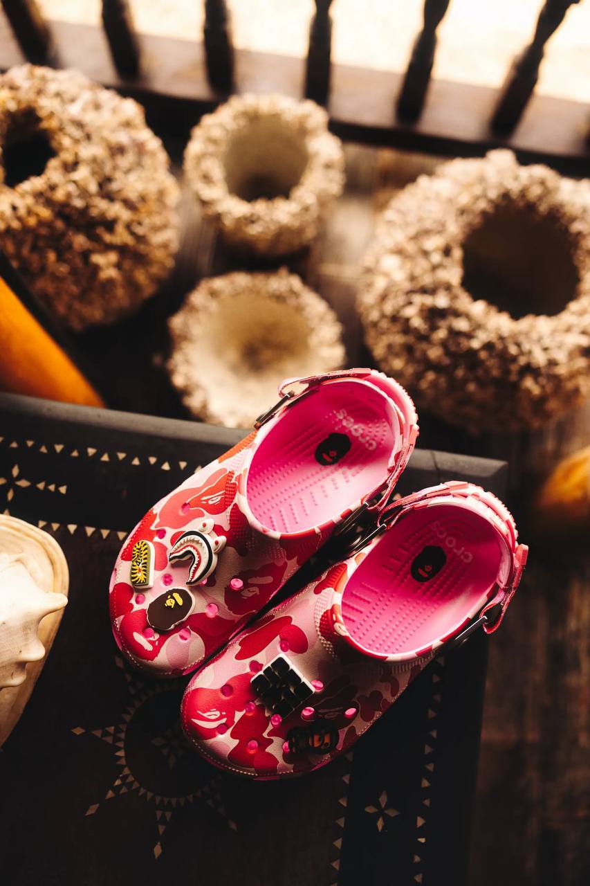 Crocs Classic Clog A Bathing Ape ABC Camo Pink 🌸💕
36-42 AVAILABLE 🤩
150 dhs💓
Zain242
♥️♥️♥️