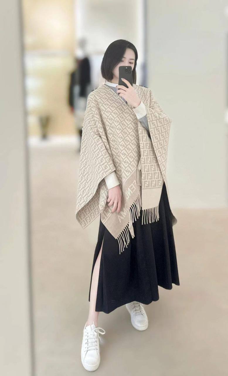 For winter big scarf 🛍️🧚♀️🧚♀️
Free size 
150 dhs🪙
Master Good pualiit
Zain231
♥️♥️♥️