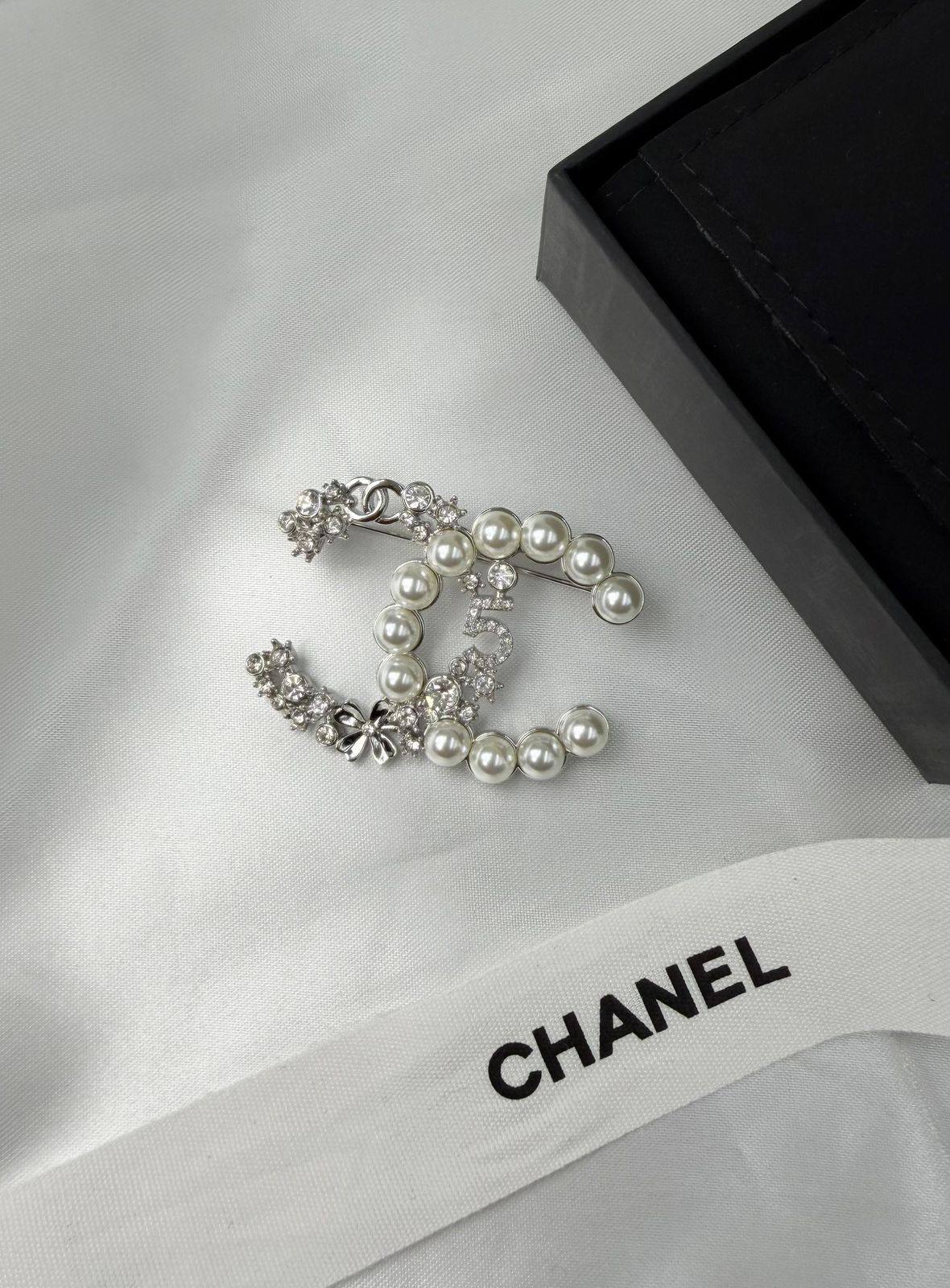 Chanel
75 dhs❣️
Zain106
♥️♥️♥️