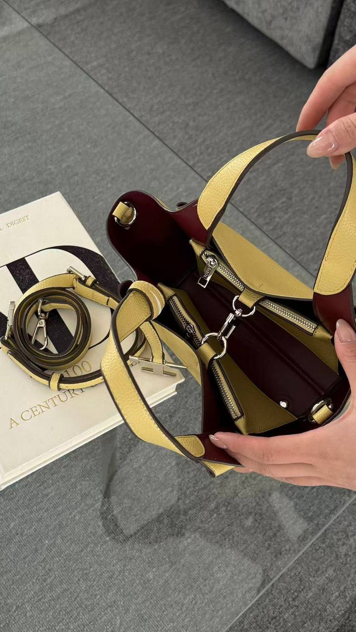 TODS
100 dhs✅
Zain143
♥️♥️♥️
