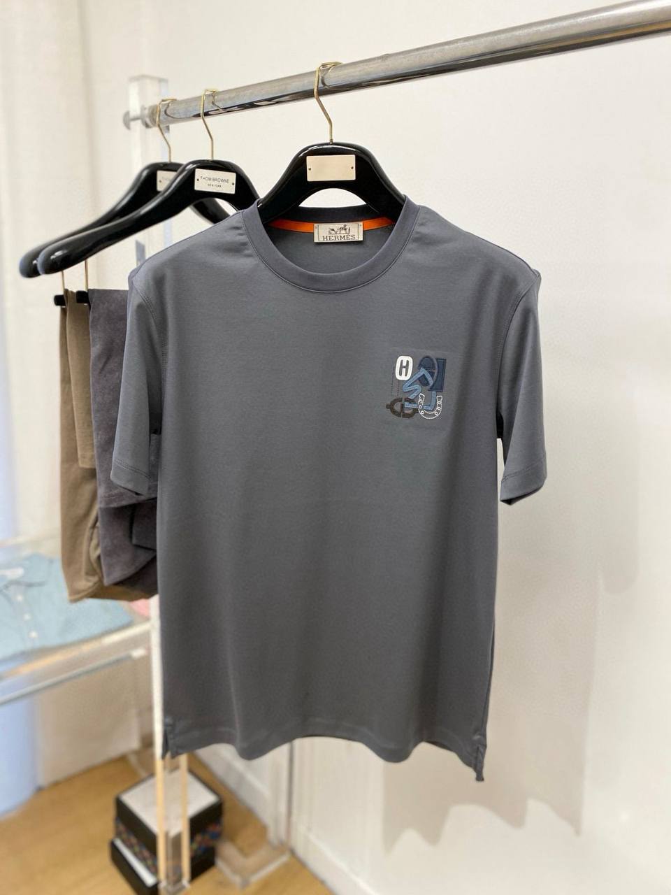 HERMES
Men’s Tshirt
Master Quality
SMLXLXXL
270 dhs✅
Zain276
♥️♥️♥️