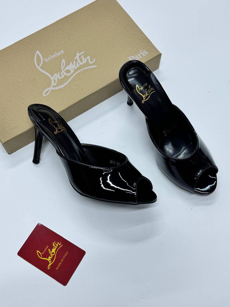 Christian Louboutin
๐๐ข๐ ๐ก ๐ช๐ฎ๐๐ฅ๐ข๐ญ๐ฒ๐ฏ
๐๐ข๐ณ๐ ๐๐-๐๐-๐๐-๐๐-๐๐-๐๐
110 dhsโ
Zain86
โฅ๏ธโฅ๏ธโฅ๏ธ