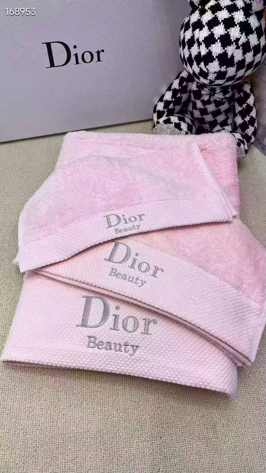 *New collections*
DIOR TOWEL
*s 31x31*
*m 31x75*
*L 80x150*
*Super Master quality*
380 dhs🇦🇪🇦🇪
Zain308
♥️♥️♥️