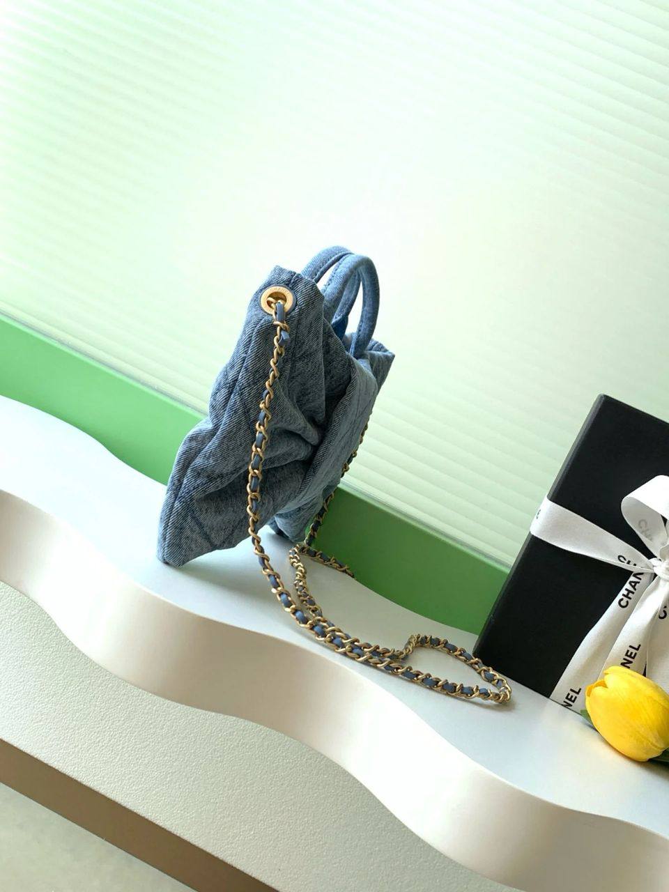 Chanel
105 dhs🇦🇪
with box
size 24×5×15cm
Zain213
♥️♥️♥️