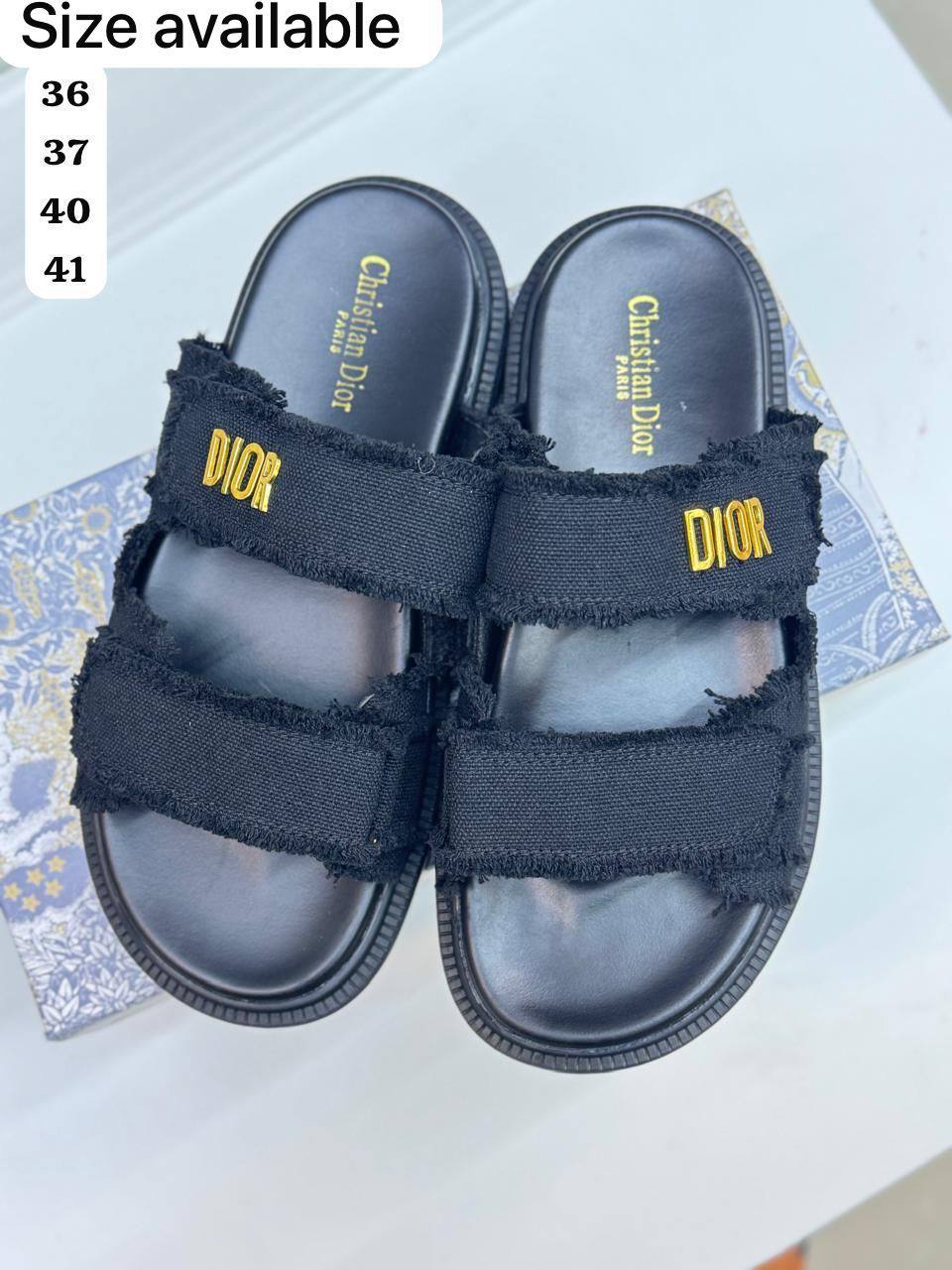 Dior
115 dhs✅
Zain86
♥️♥️♥️
