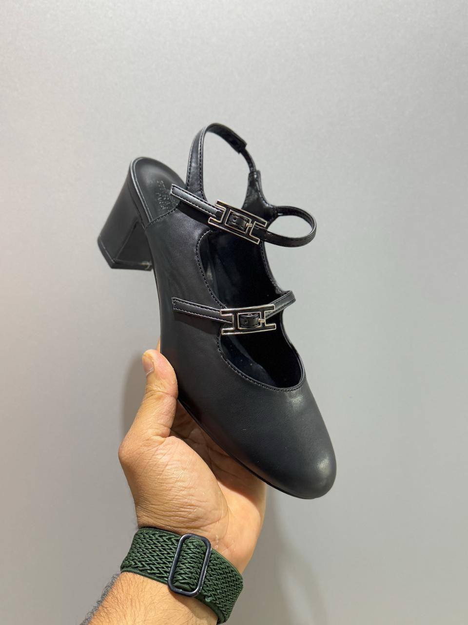 Hermes 5cm
Size 36-37-38-39-40-41
110 dhs🪙
Zain86
♥️♥️♥️