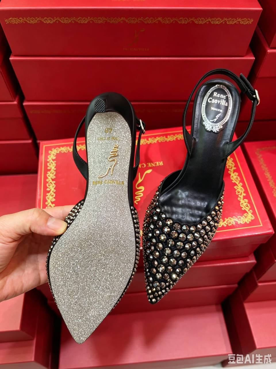 NEW CAME🥰
Rene Caovilla Heels
GOOD QUALITY
130 dhs🇦🇪🇦🇪
SIZE: 36 TO 41
Zain40
♥️♥️♥️