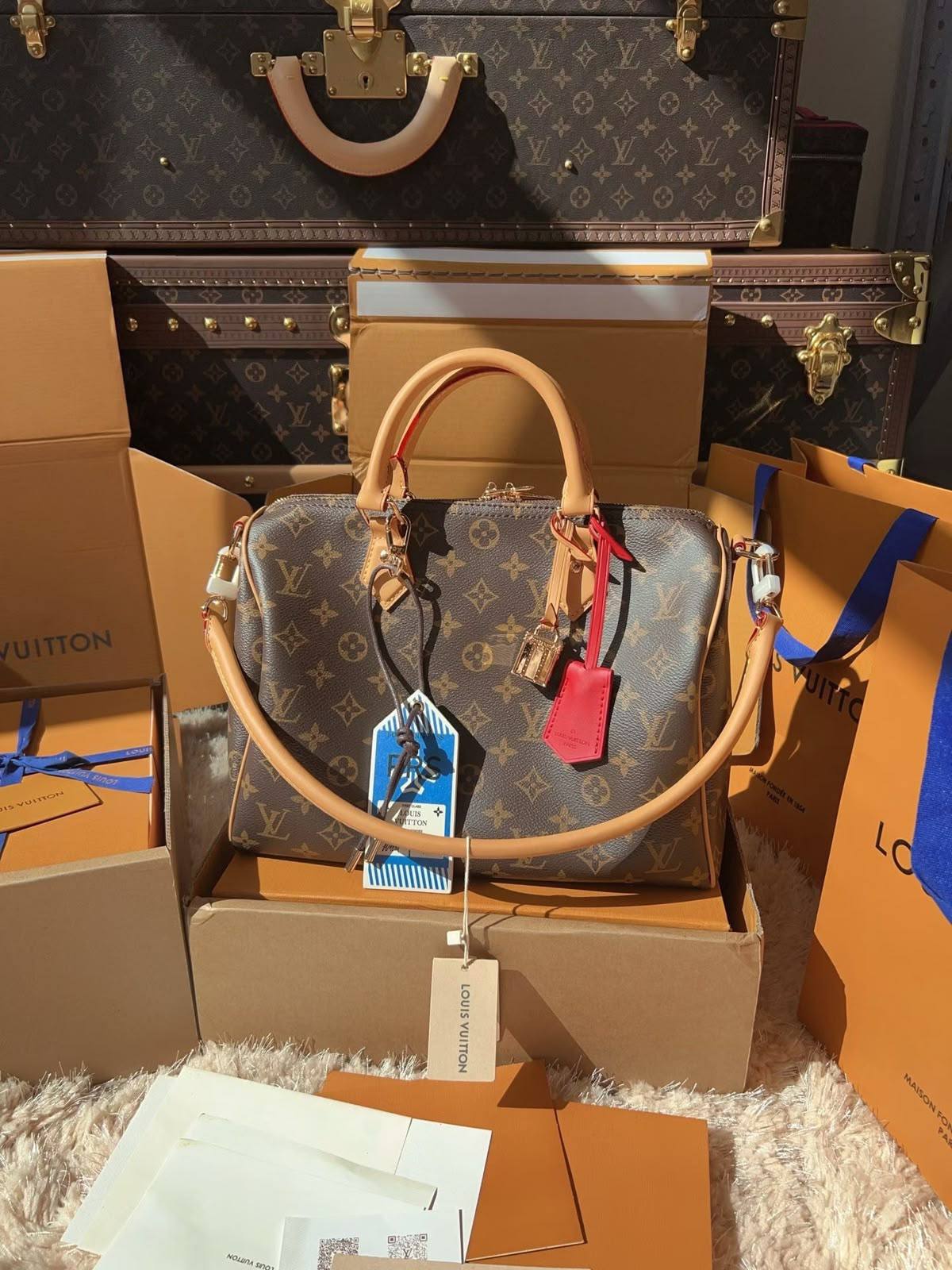 LV
310 dhs🇦🇪🇦🇪🇦🇪
Zain153
♥️♥️♥️