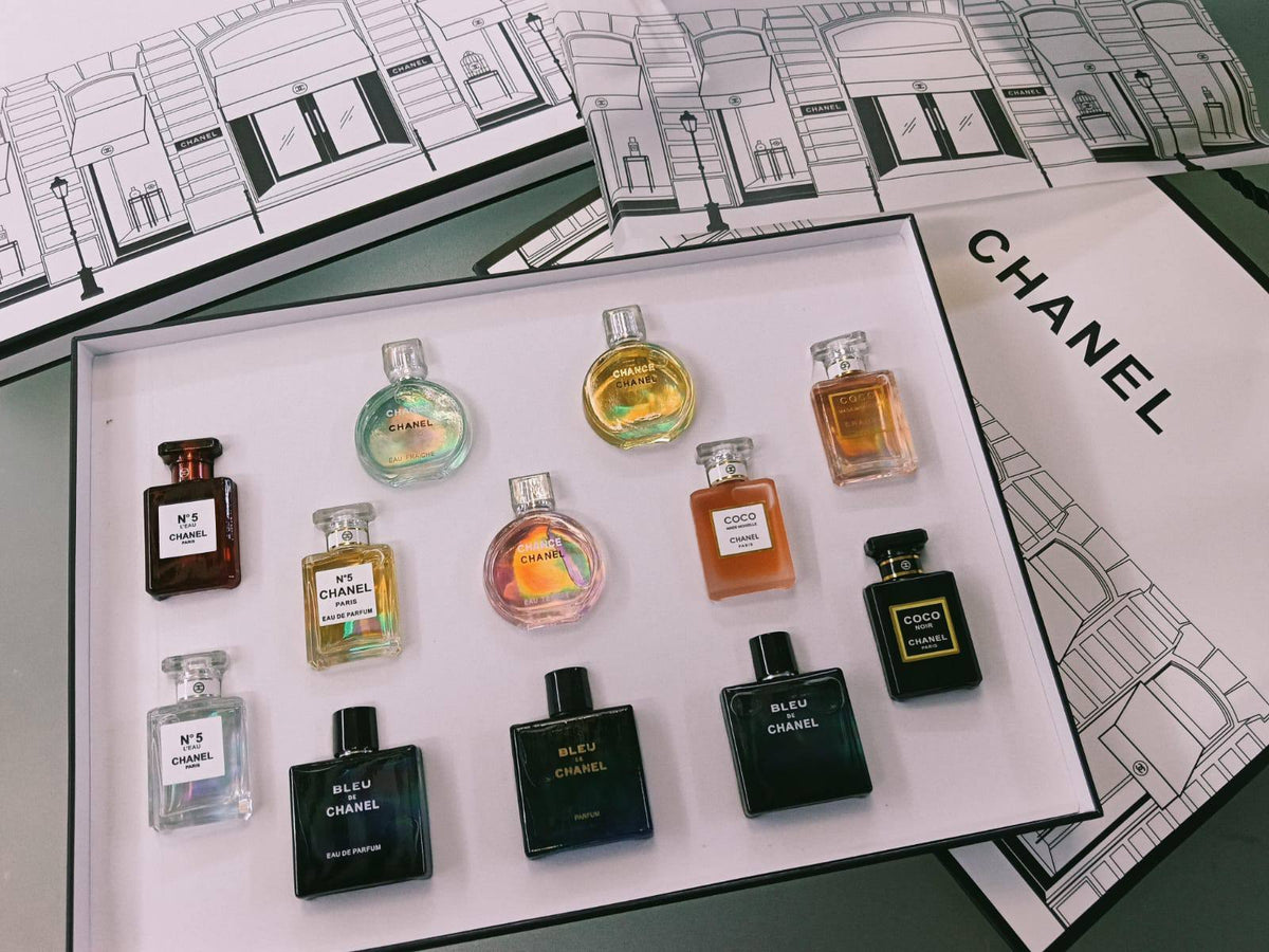 CHANEL SET
9pcs-7.5 ml
3pcs-10ml
105 dhs🇦🇪🇦🇪🇦🇪
Zain01
♥️♥️♥️