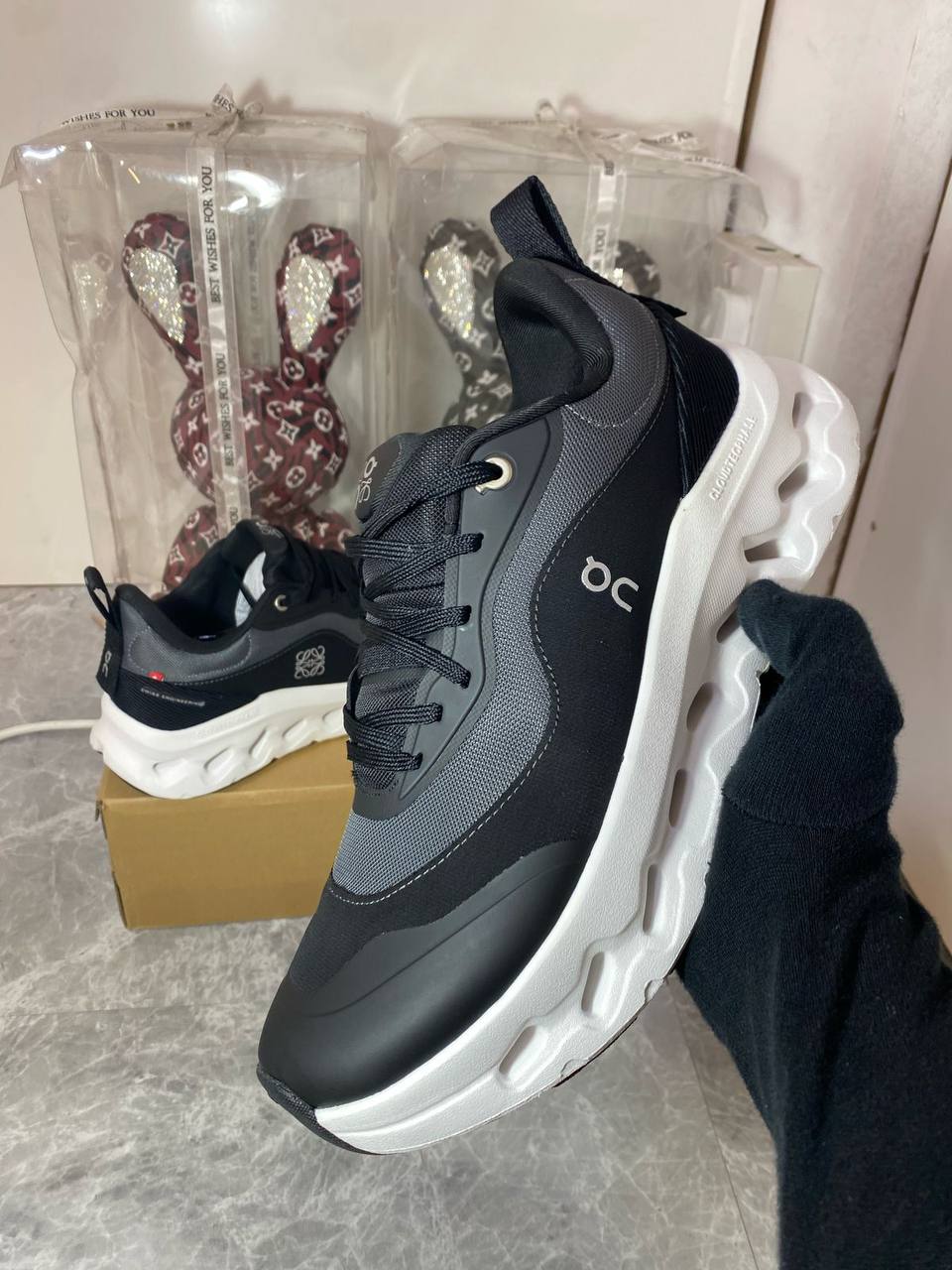 LOEWE PRE-LOVED x On Cloudtilt 2.0 running ‘Black and White’🖤🤍
36-45 AVAILABLE 🤩
220 dhs✅
Zain242
♥️♥️♥️