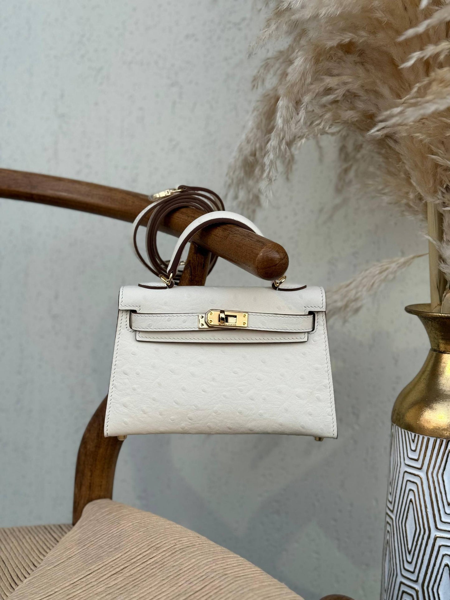 HERMES
19cm
370 dhs❣️
Top quality
With box🎁
Zain167
♥️♥️♥️