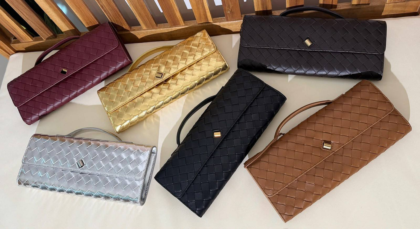 BOTTEGA VENETA 💫
VIP Quality ⚡️
Original Packing 🎁
Size 31CM📏
For Price 👇 WhatsApp✅
0568585901
0507557372
0552275751 Owner Zain 👌
Zain321
♥️♥️♥️