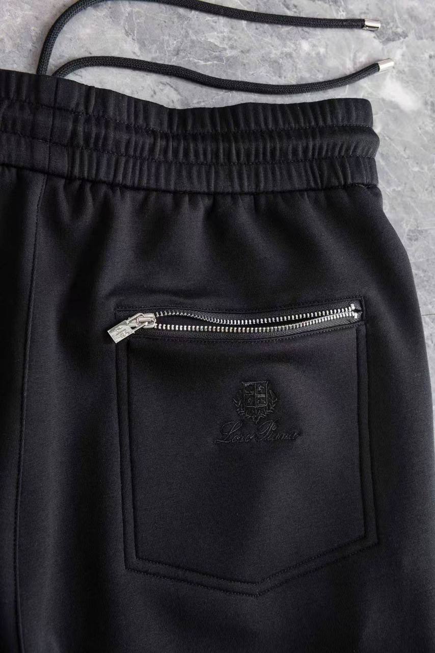 LORO PIANA
Men’s Shorts
Master Quality
SMLXLXXL
320 dhs✅
Zain276
♥️♥️♥️