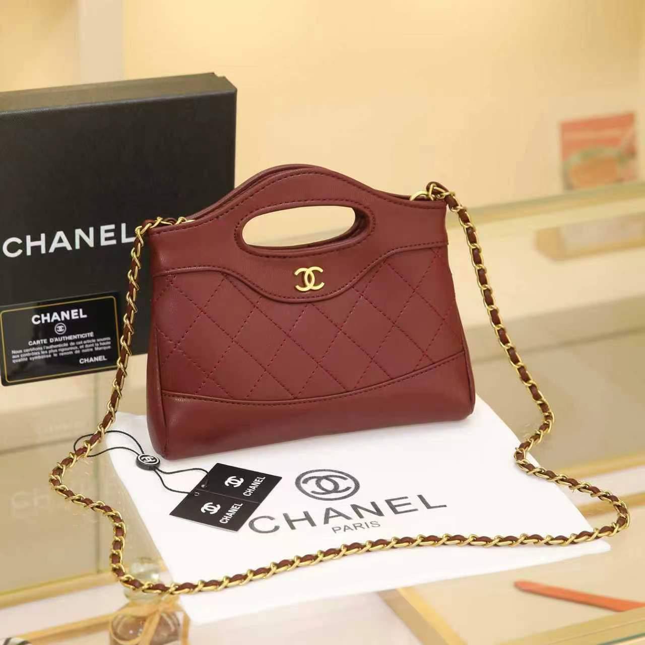 Chanel
95 dhs✅
high quality
With box
🎁🎁🎁
Zain26
♥️♥️♥️