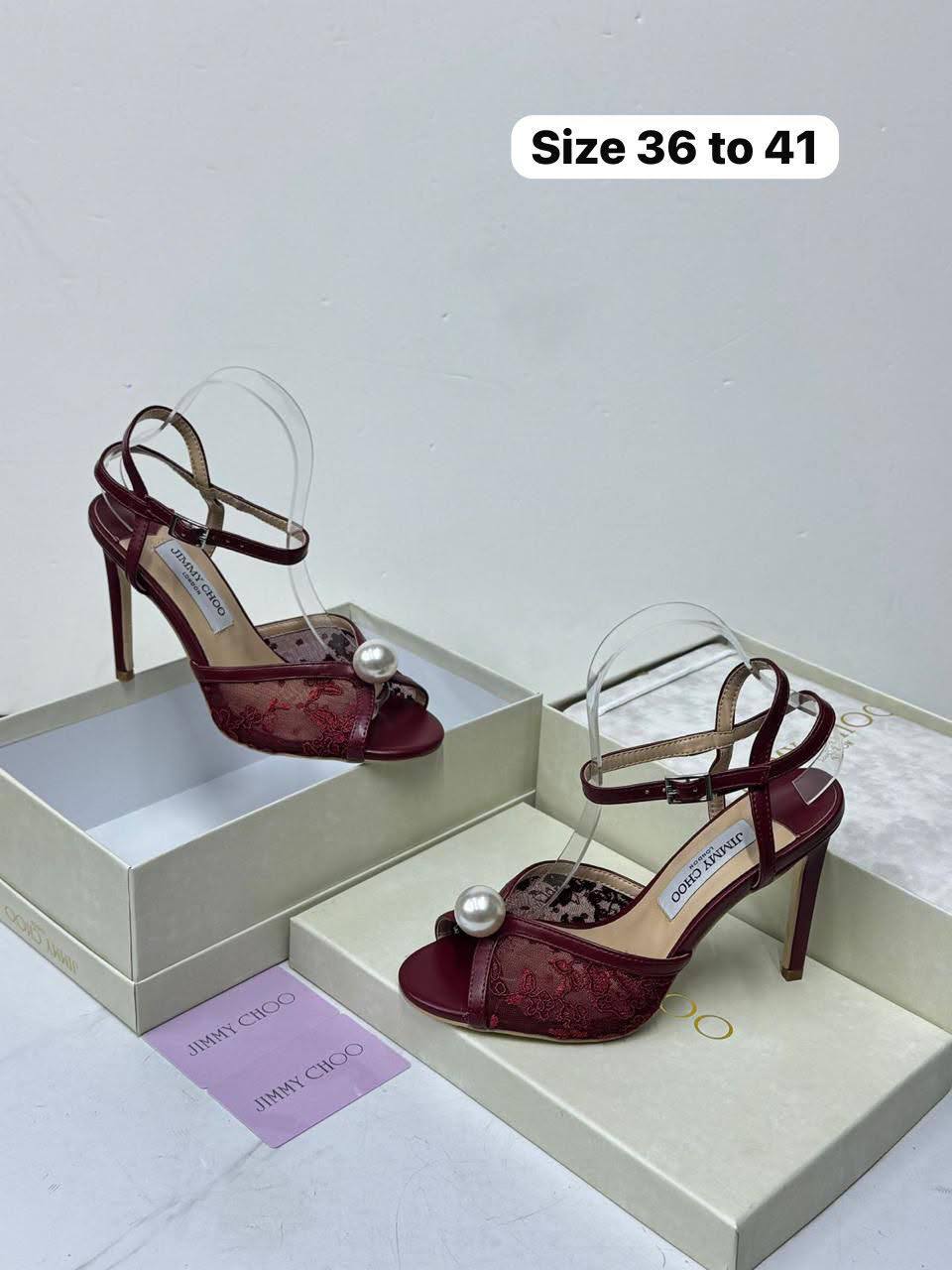 Jimmy Choo
💯high quality
Size 36-37-38-39-40-41
110 dhs✅
Zain86
♥️♥️♥️