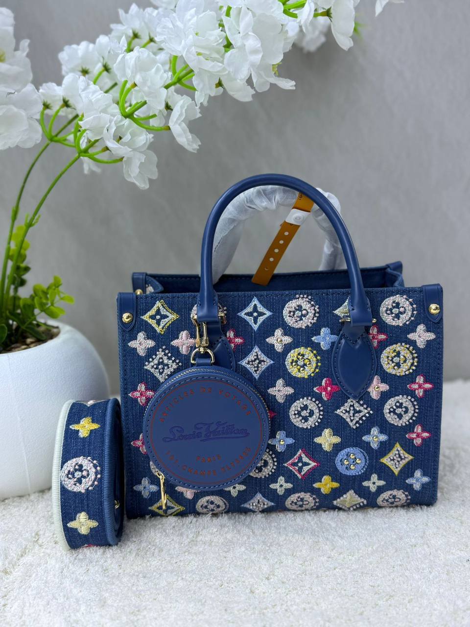 LV
Master
340 dhs✅
25cm
Zain297
♥️♥️♥️