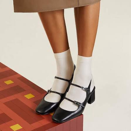 Hermes 5cm
Size 36-37-38-39-40-41
110 dhs🪙
Zain86
♥️♥️♥️