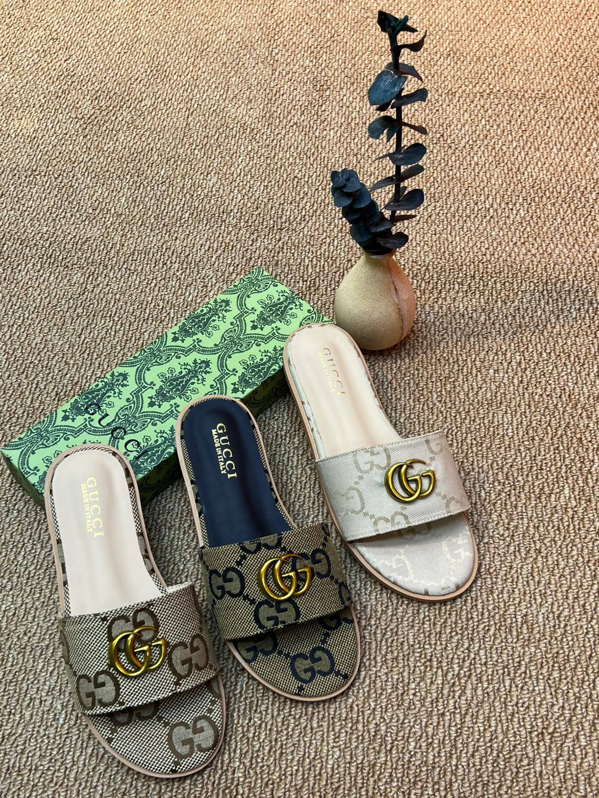 Gucci
Restock
36 to 41
80 dhs🇦🇪🇦🇪🇦🇪
Zain236
♥️♥️♥️