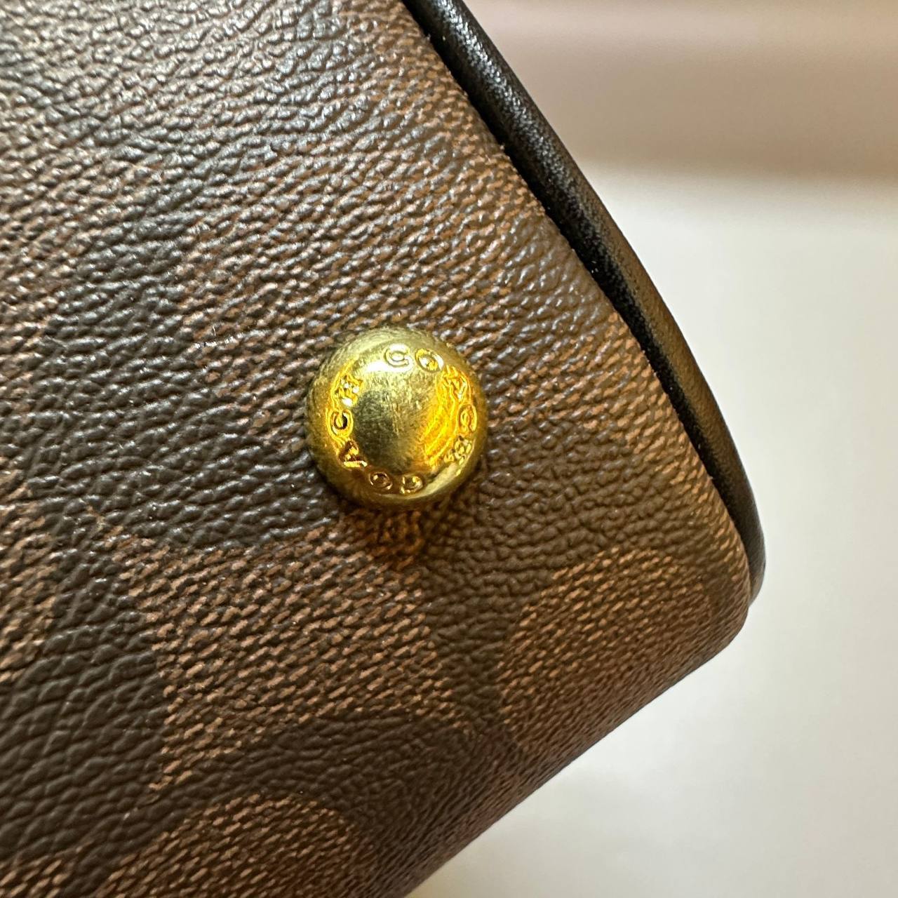 COACH
NEW CAME GOOD QUALITY
WITH BOX
🎁🎁🎁
95 dhs🪙🌨️
Zain39
♥️♥️♥️
