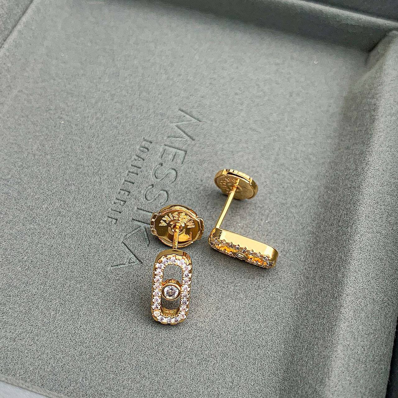 Messika ❤️🔥*
Earring 🦋
Master quality 💯
With normal boxes 🗃️
45 dhs🌺
With master box 📦
75 dhs🌺
Zain216
♥️♥️♥️