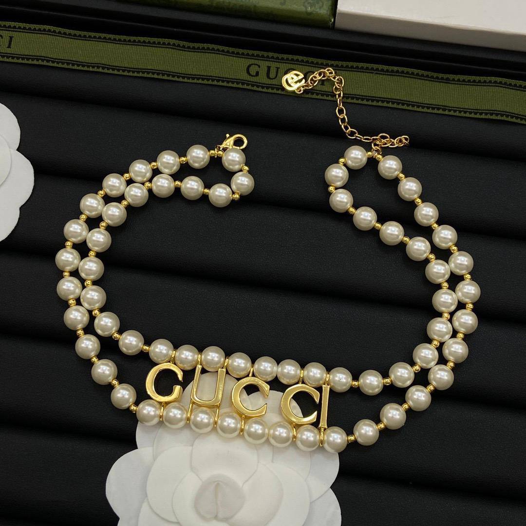 GUCCI 🎶🛍️
____NECKLACE& BRACELE__❤️
*MASTER*🍃😍
With NORMAL BOX 🛍️
135 dhs✅
With master box🛍️
150 dhs✅
Zain263
♥️♥️♥️