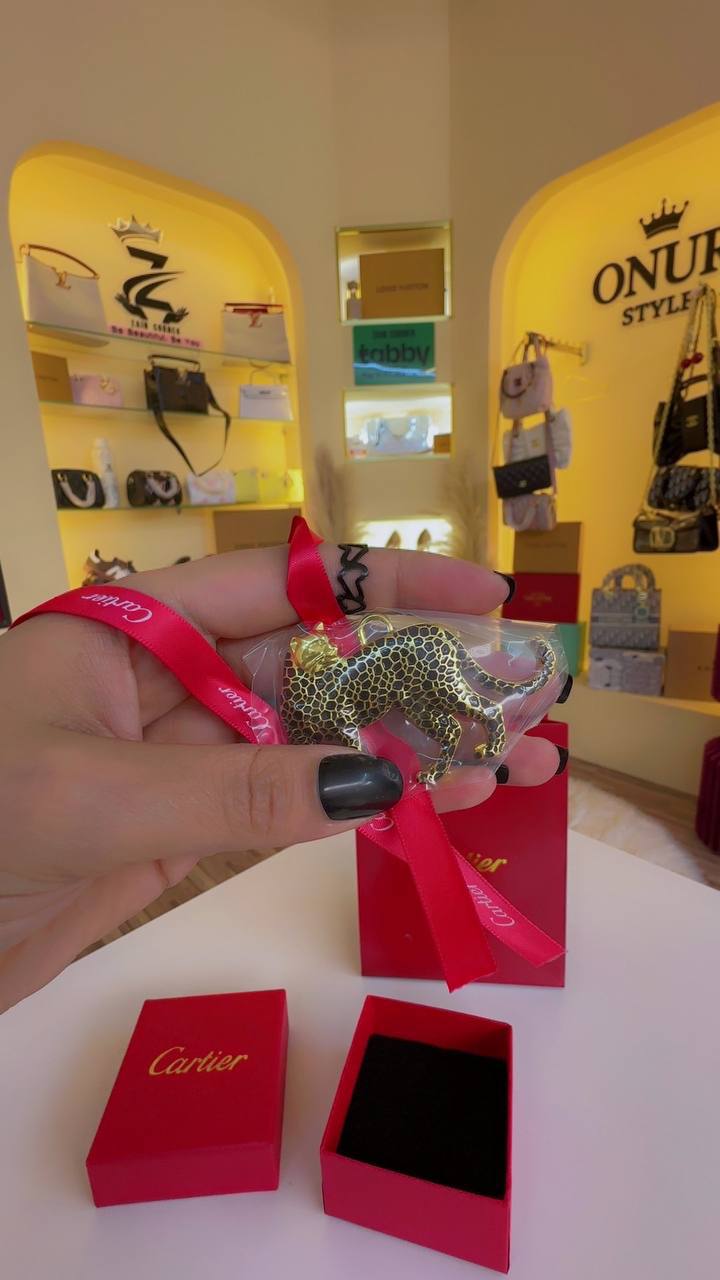 Cartier chain
50 dhs
Zain243
♥️♥️♥️
Zc