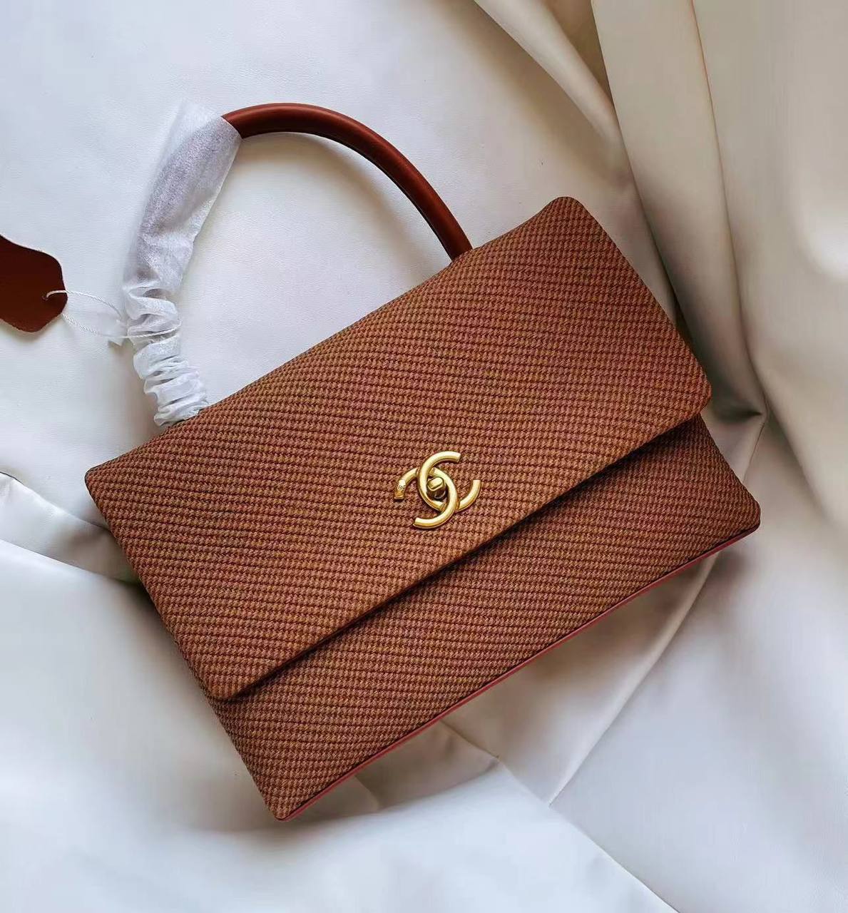 Chanel
Good Quality
100 dhs✅
Zain250
♥️♥️♥️