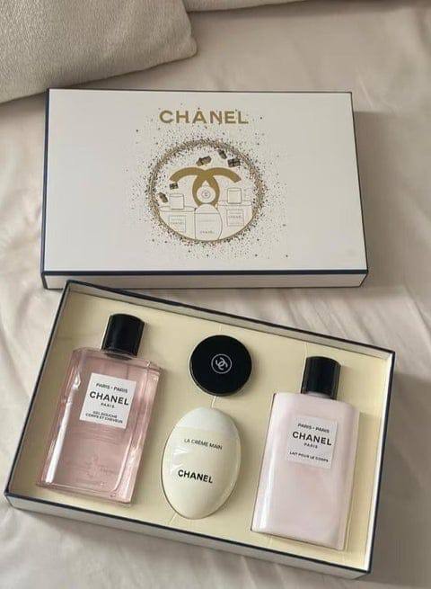 Chanel Set
100 dhs🪙🌨️
Zain01
♥️♥️♥️