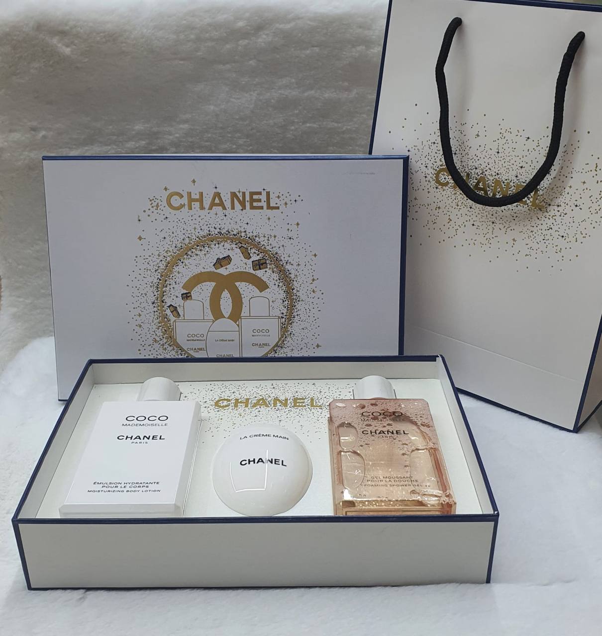 Chanel Set
90 dhs✅
Zain65
♥️♥️♥️