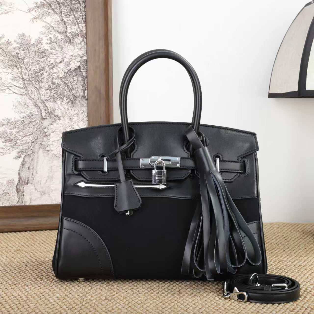 Hermes
125 dhs🇦🇪
Size:30*15*21
Zain07
💓💓💓
