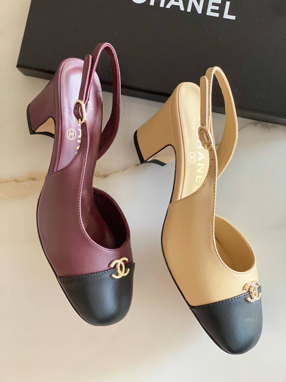 Chanel sandals
AAA master quality
Size 36…….41
450 dhs
Zain180
♥️♥️♥️