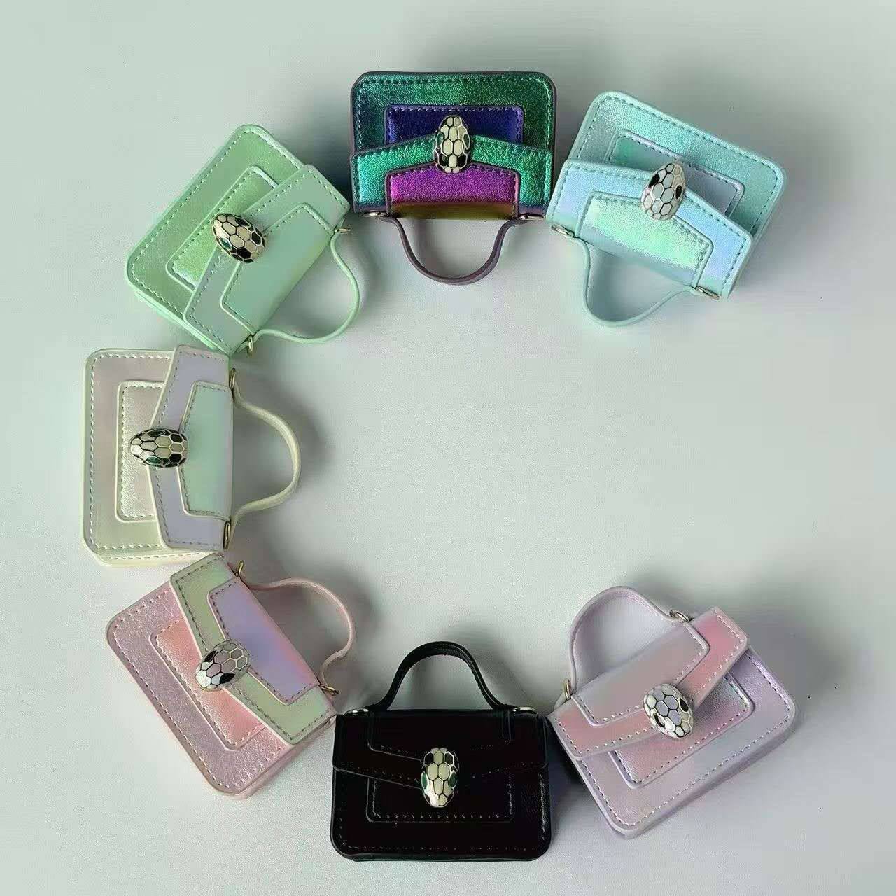 Bvlgaro charm
35 dhs
Zain107
♥️♥️♥️