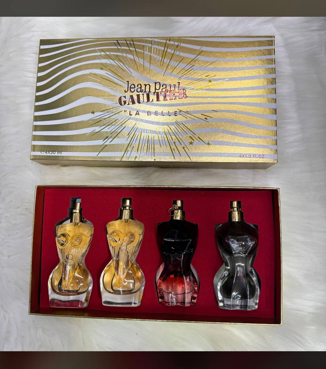 Perfumes Set
60 dhs🇦🇪
Zain211
♥️♥️♥️