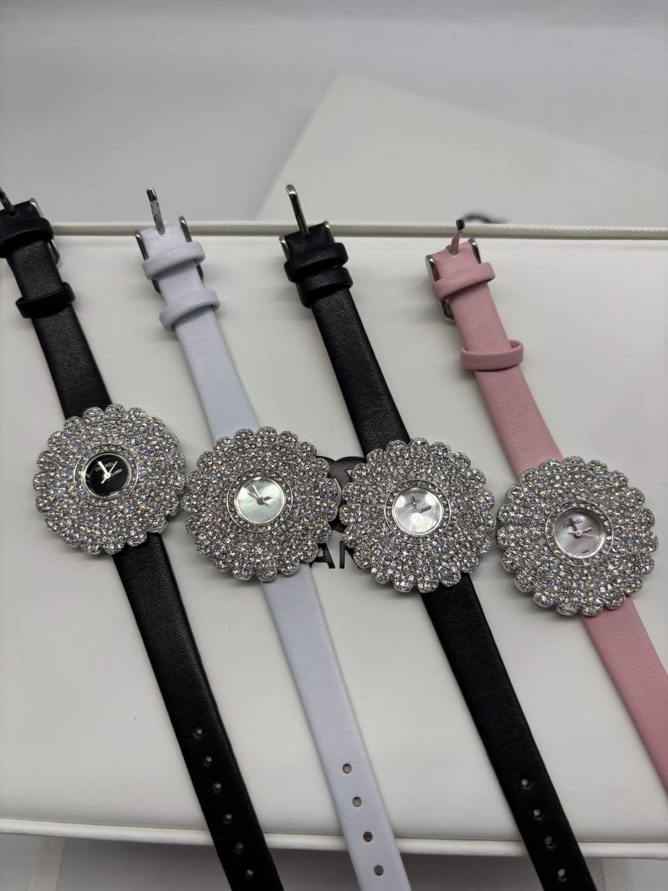 Chanel
Master
330 dhs🪙🌨️
Zain108
♥️♥️♥️