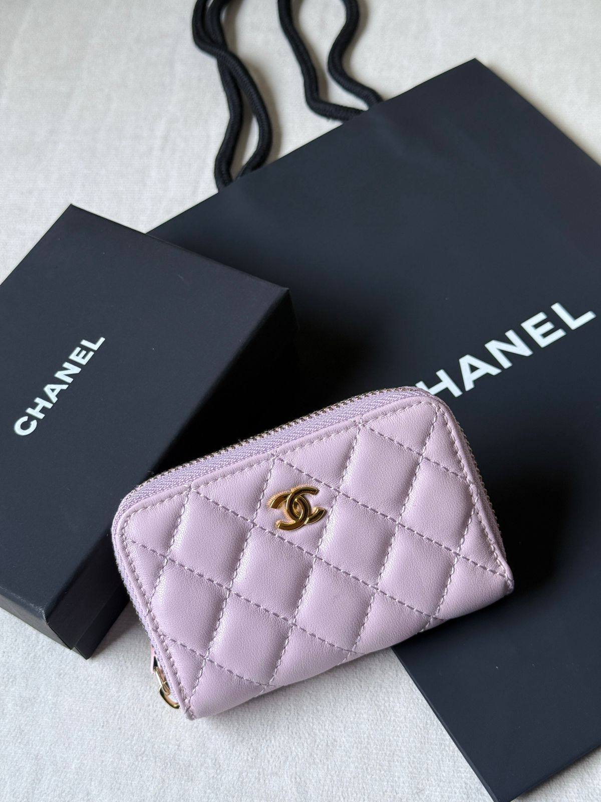 Chanel
💝*Super Master*💝
280 dhs❣️
Zain275
♥️♥️♥️