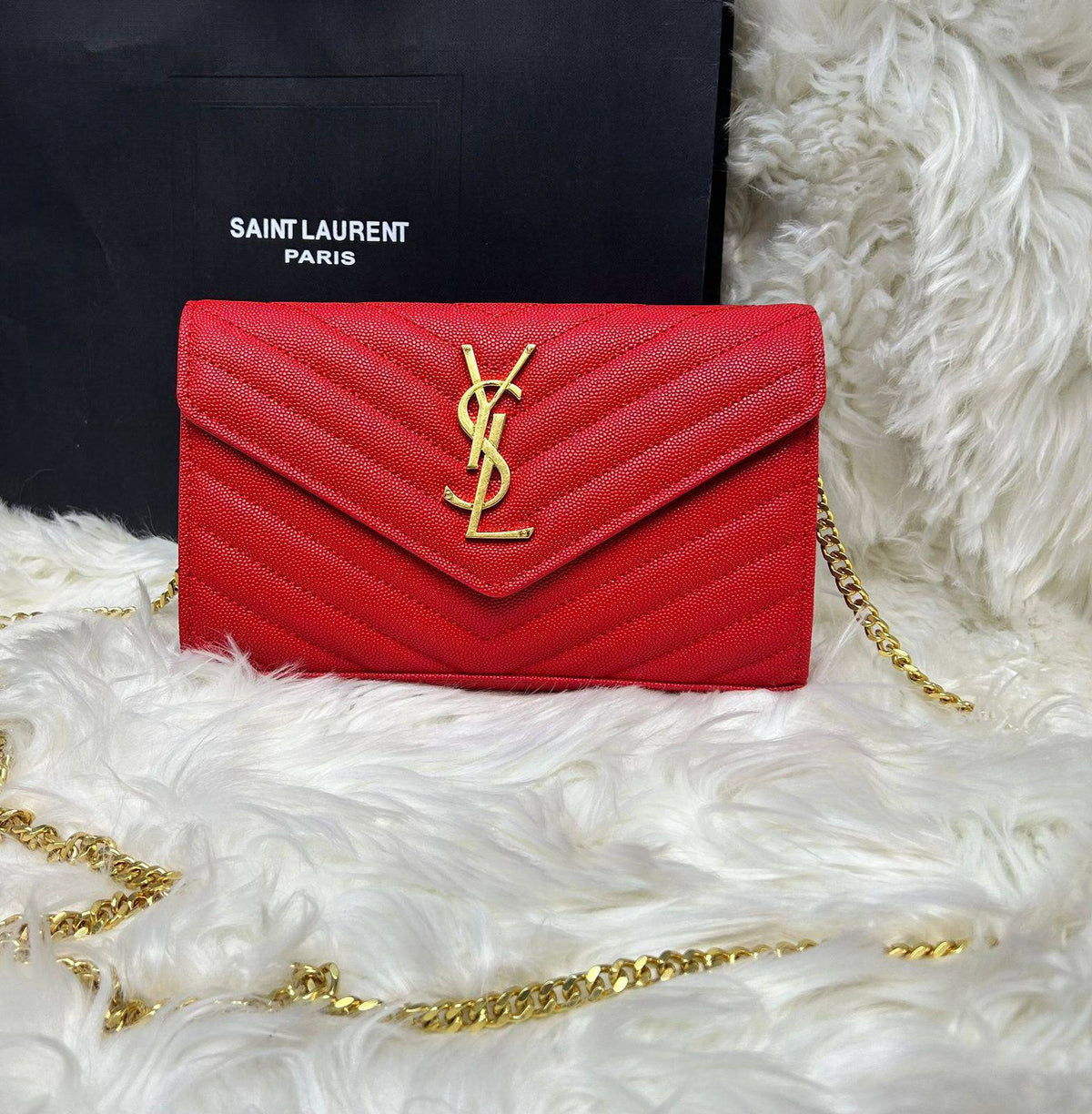 Ysl
190 dhs🇦🇪🇦🇪
Zain153
♥️♥️♥️