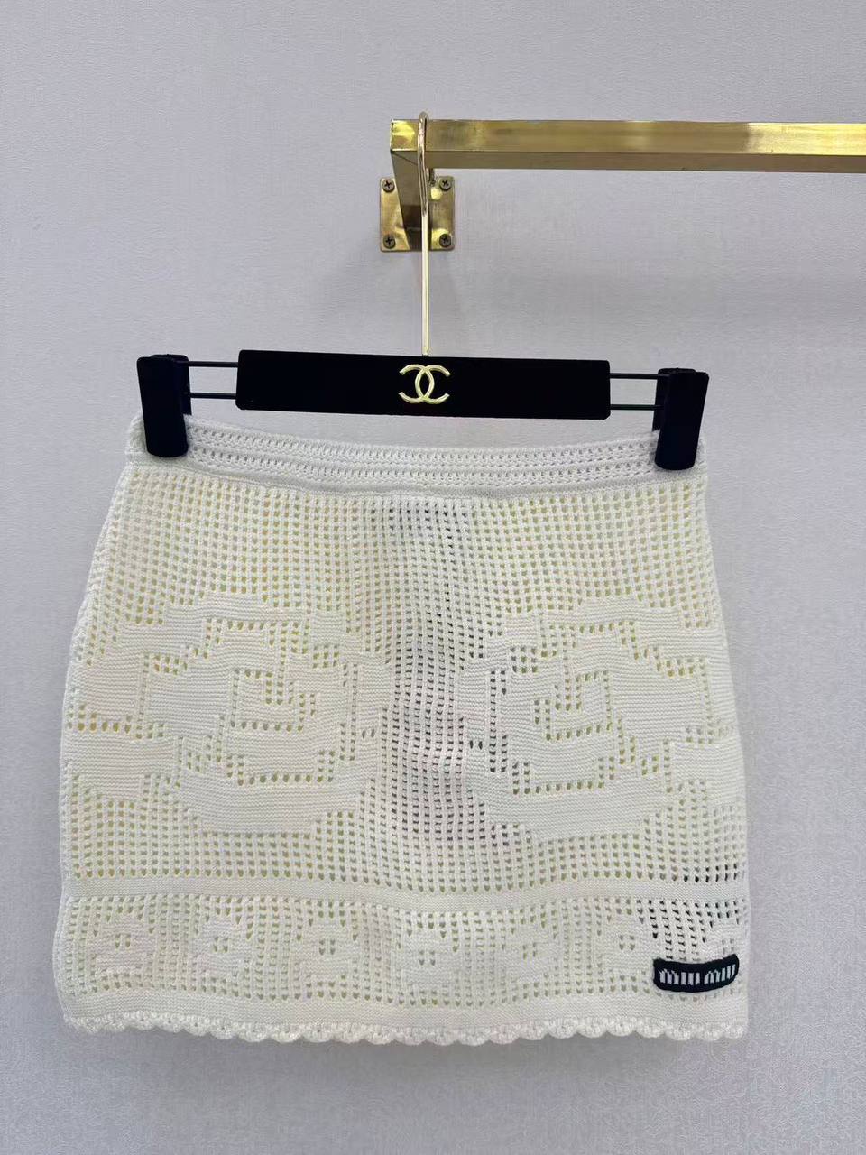 😍 MIU MIU SET new😍✨
✨VIP quality ❤️🔥
💯 cotton ✨
Sizes: S-M-L-XL
510 dhs✅
Zain287
♥️♥️♥️