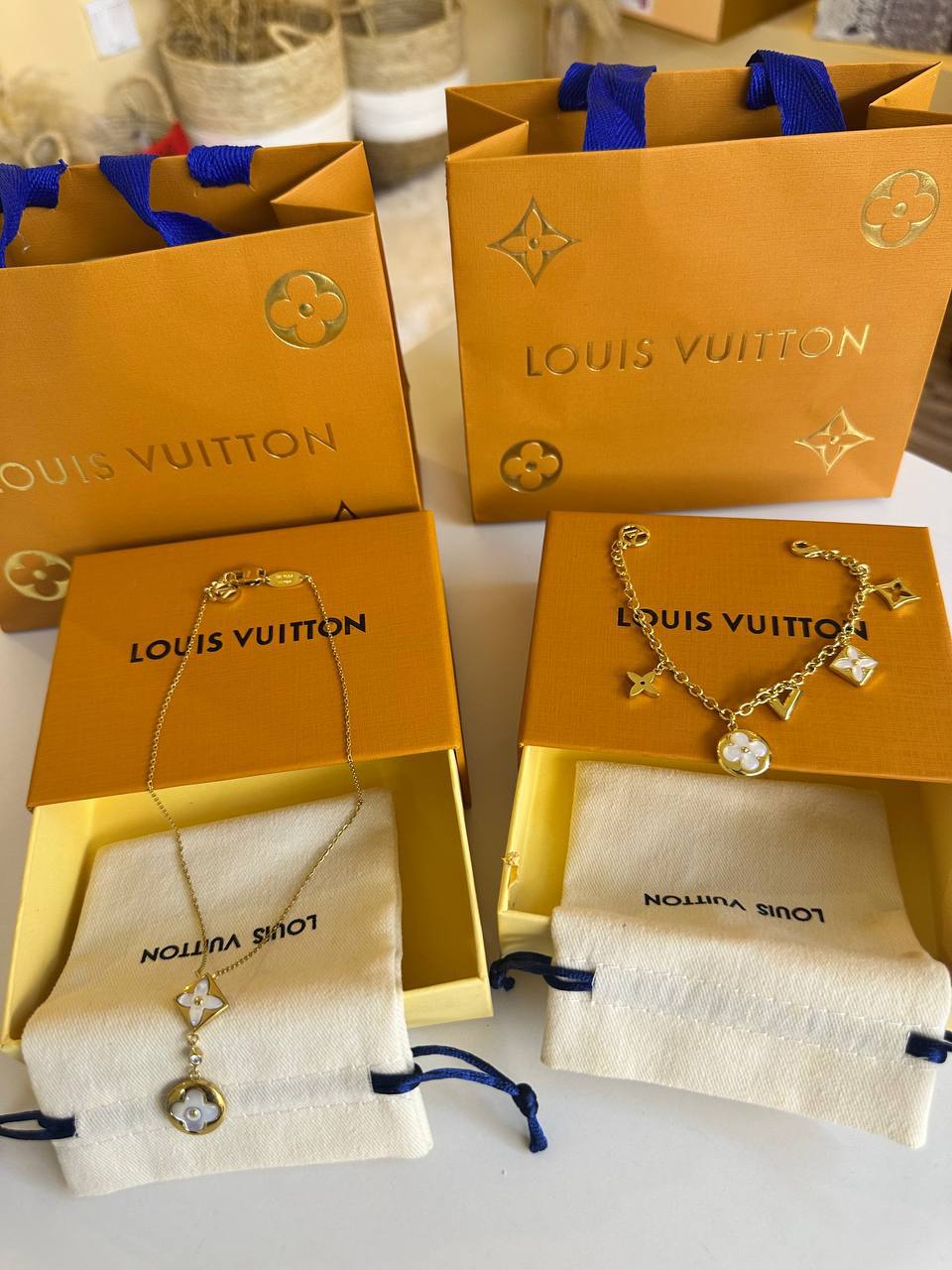 Lv set
120 dhs
Zain89
Zc